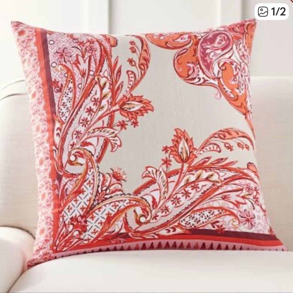 Pottery Barn Olympia Paisely Printed Pillow Cover